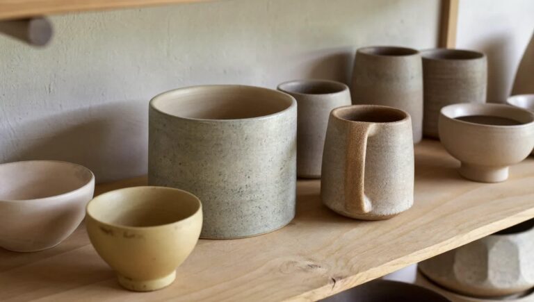 Histoire vivante de la céramique en France, de la terre au feu